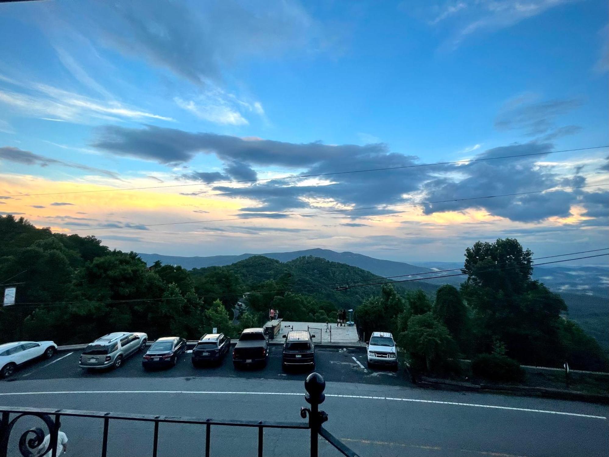 Skyline Village Inn Spruce Pine Eksteriør bilde